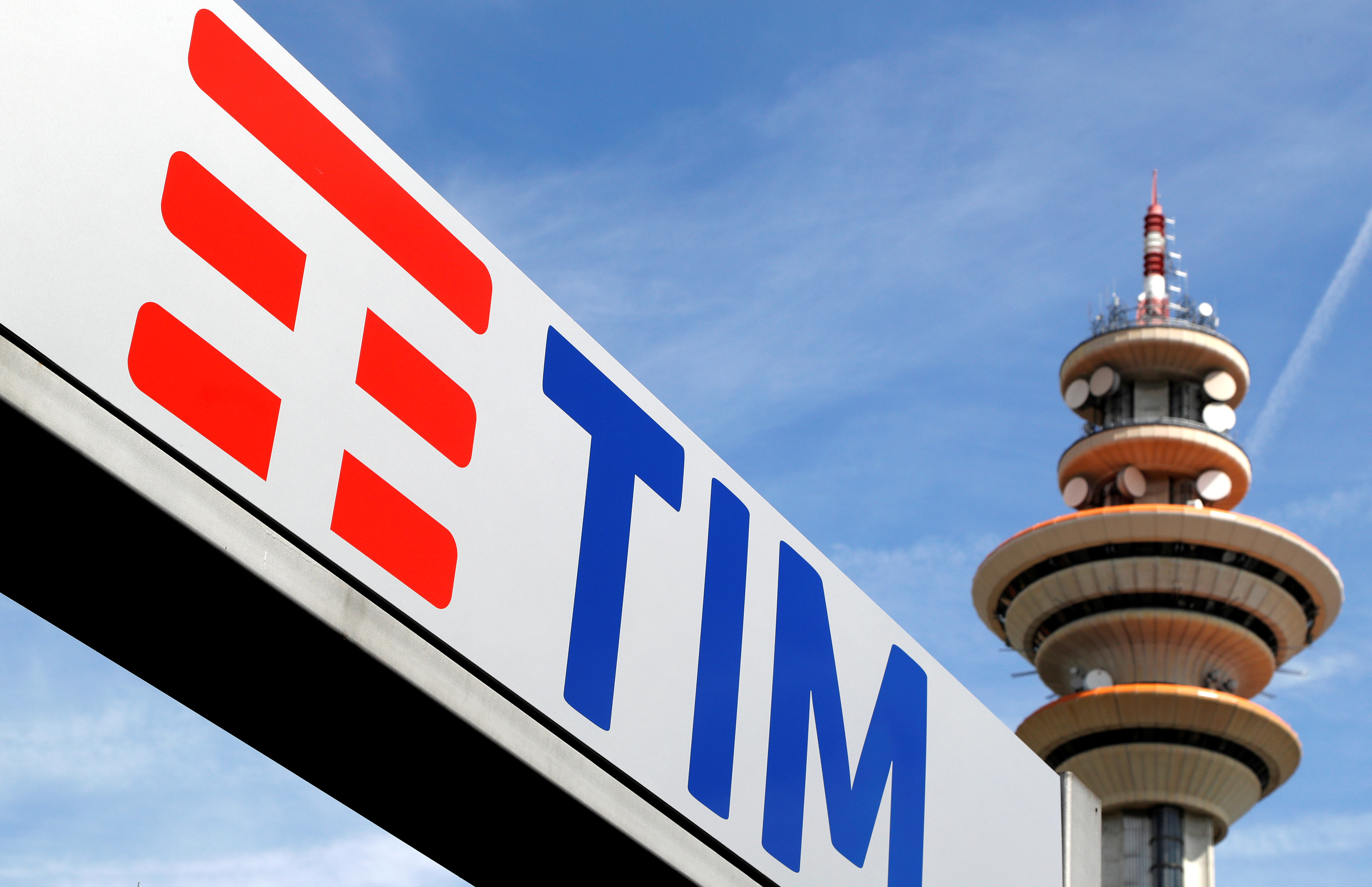 New York private equity company #KKR to buy #TelecomItalia for $12 billion